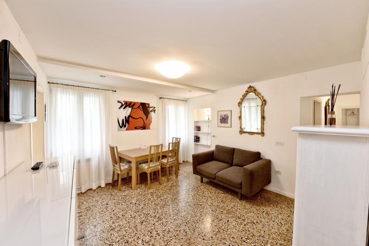 Casa Ai Greci - Central Apt In Castello Venise Extérieur photo